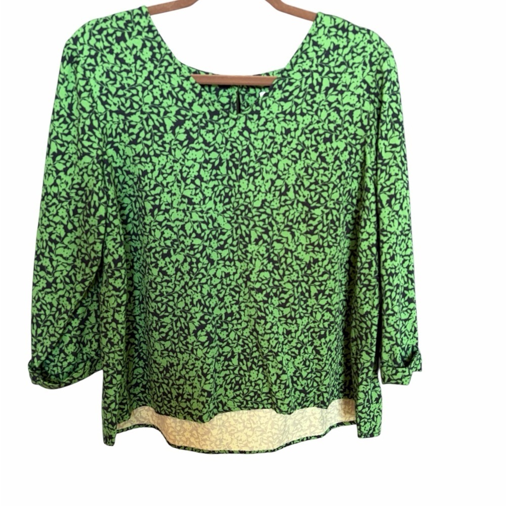 J. Jill Vibrant Green Leaf Print Blouse